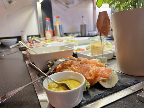 Imagen del bar/restaurante del Hotel Hubertus. Foto 7