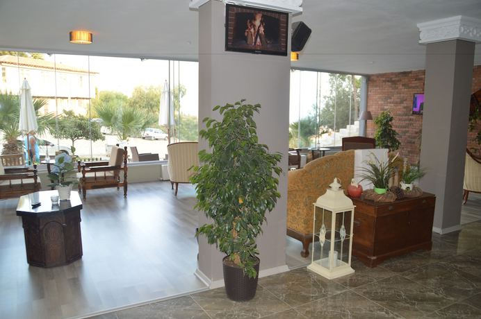 Imagen de los interiores del Hotel Hugo. Foto 15