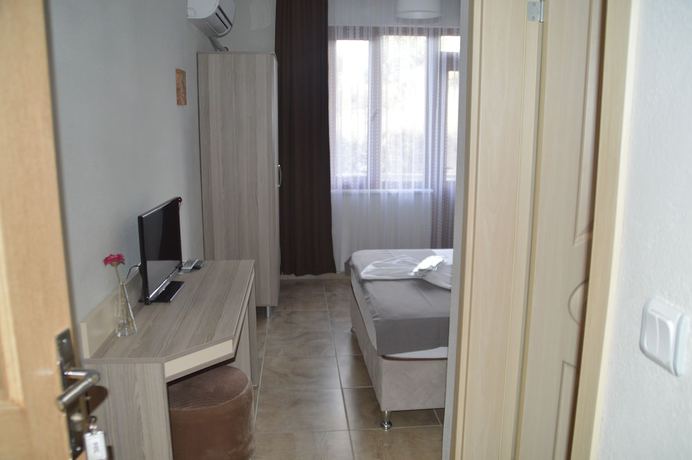 Imagen de la habitación del Hotel Hugo. Foto 12