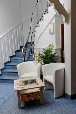 Imagen de los interiores del Hotel H&uuml;ttl - Garni. Foto 20