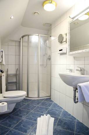 Imagen de la habitación del Hotel Idhof. Foto 7