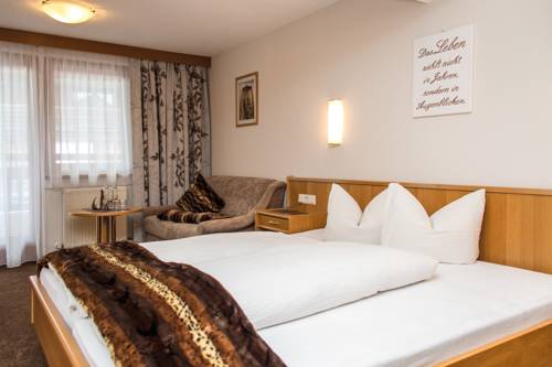 Imagen de la habitación del Hotel Idhof. Foto 16