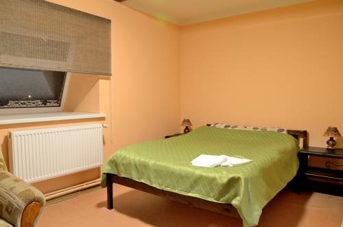 Imagen de la habitación del Hotel Iecava. Foto 5