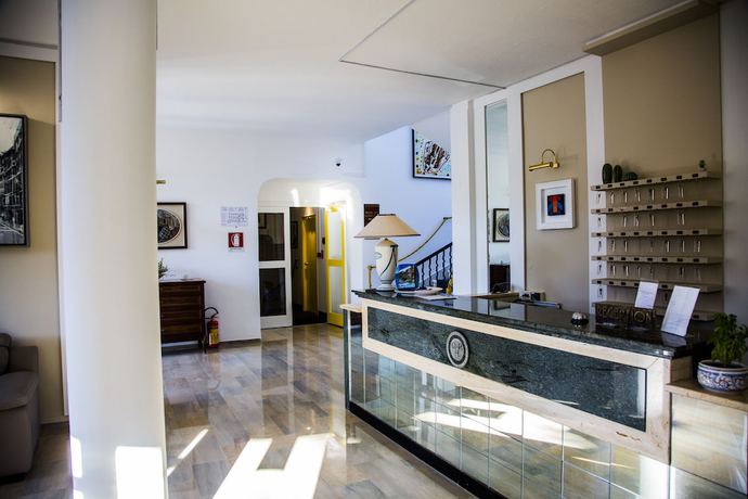 Imagen de los interiores del Hotel Il Gabbiano Palinuro. Foto 15