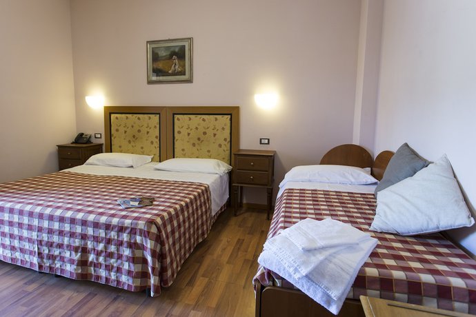 Imagen de la habitación del Hotel Il Giardino. Foto 3