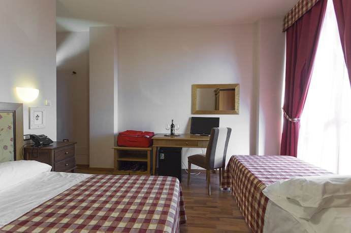 Imagen de la habitación del Hotel Il Giardino. Foto 13