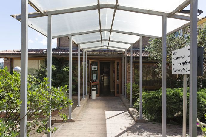 Imagen de los interiores del Hotel Il Giardino. Foto 19