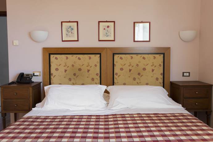 Imagen de la habitación del Hotel Il Giardino. Foto 18