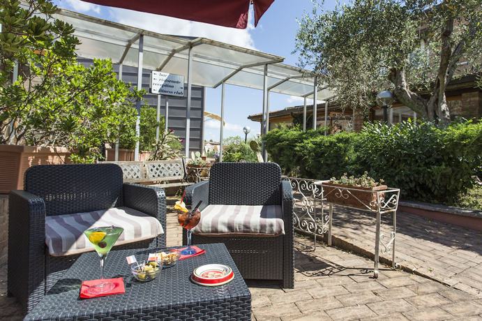 Imagen general del Hotel Il Giardino. Foto 1