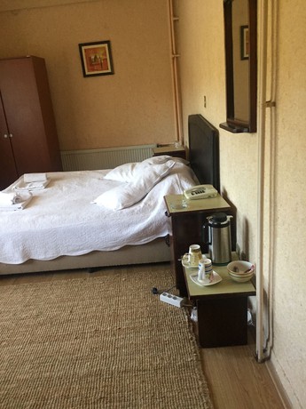 Imagen de la habitación del Hotel Ilhan. Foto 11