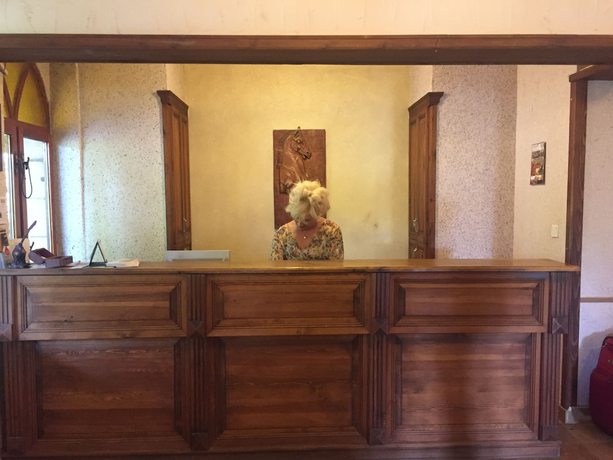 Imagen de los interiores del Hotel Ilhan. Foto 20