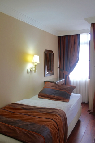 Imagen de la habitación del Hotel Imga. Foto 7