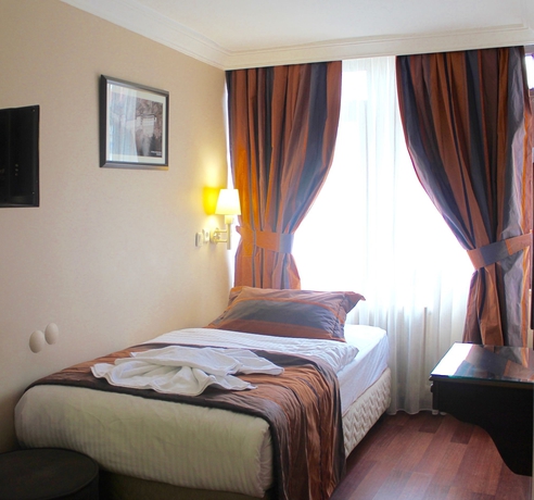 Imagen de la habitación del Hotel Imga. Foto 9