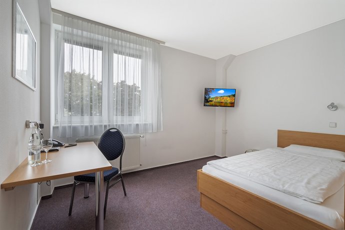 Imagen de la habitación del Hotel Imota. Foto 3