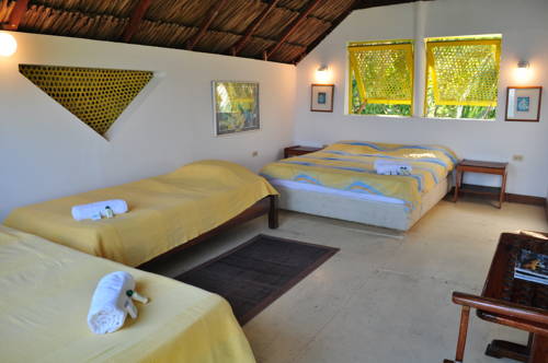 Imagen de la habitación del Hotel Isla Del Pirata. Foto 2