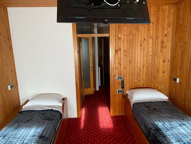 Imagen general del Hotel Italia, Andrazza. Foto 14