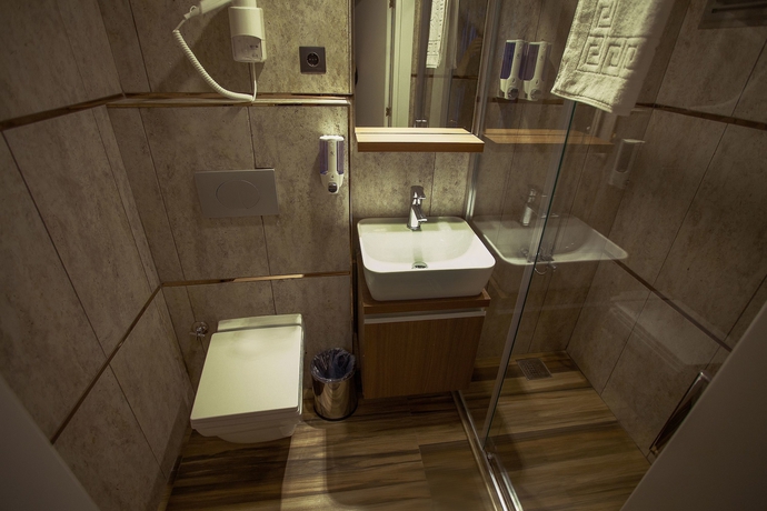 Imagen de la habitación del Hotel Iz. Foto 2