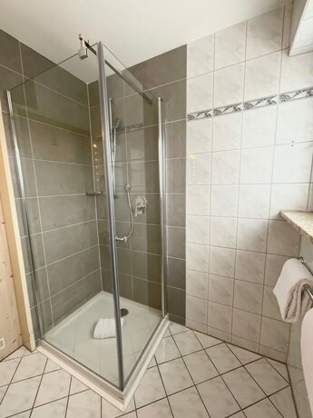 Imagen de la habitación del Hotel JMS Holiday Allg&auml;u. Foto 18