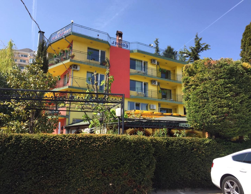 Imagen general del Hotel Jambo. Foto 1