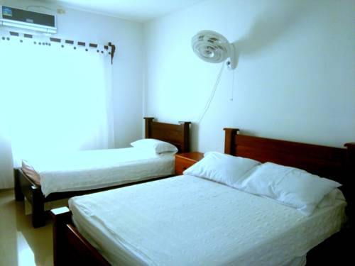 Imagen de la habitación del Hotel Jardines Evans. Foto 3