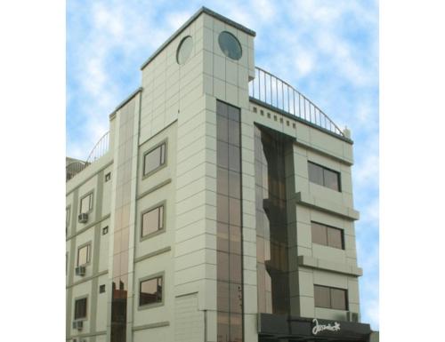 Imagen general del Hotel Jasmine, Haridwar. Foto 1