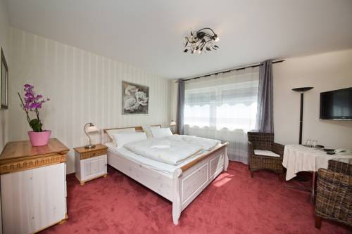 Imagen de la habitación del Hotel J&auml;gerhof, Bad Brueckenau. Foto 11