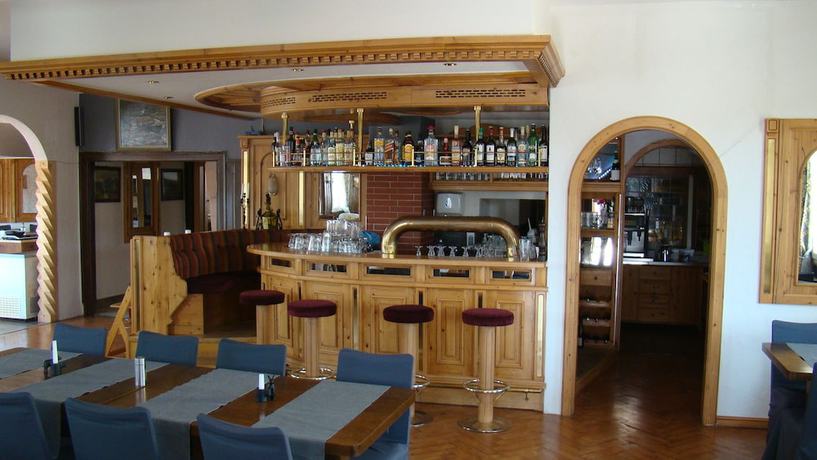 Imagen del bar/restaurante del Hotel J&auml;gerhof, Schluchsee. Foto 3