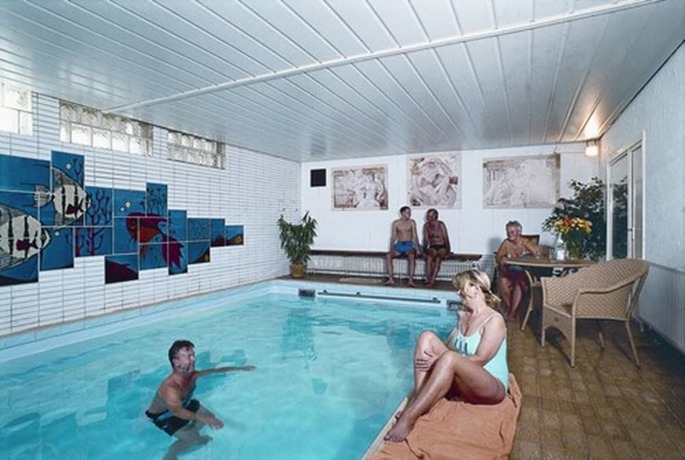Imagen de la piscina del Hotel J&auml;gerhof, Staatsbad Br&uuml;ckenau. Foto 20