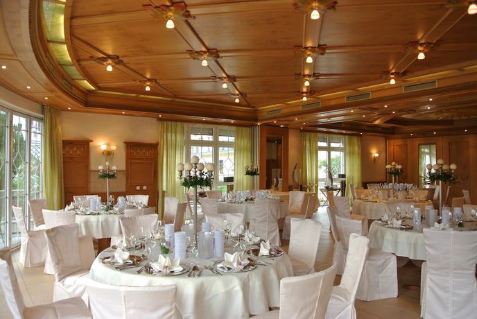 Imagen del bar/restaurante del Hotel J&auml;gerhof, Weibersbrunn. Foto 7