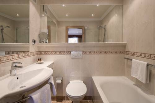 Imagen de la habitación del Hotel Jenbacherhof. Foto 6