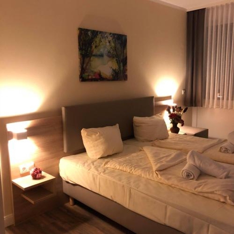 Imagen general del Hotel Jeta. Foto 3