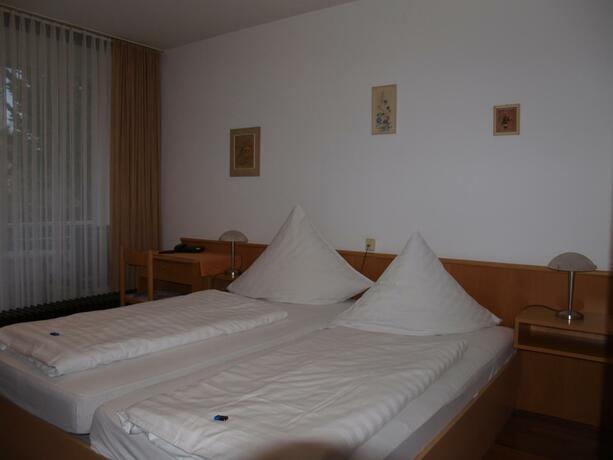 Imagen general del Hotel Joh. Foto 13