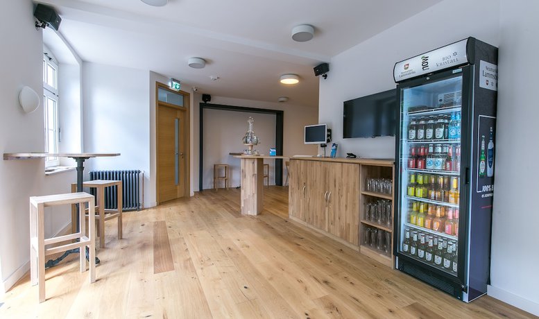Imagen de los interiores del Hotel Johnsburg. Foto 19