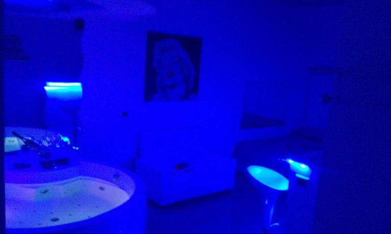 Imagen de la habitación del Hotel Joy. Foto 9