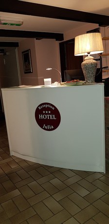 Imagen de los interiores del Hotel Julia. Foto 20