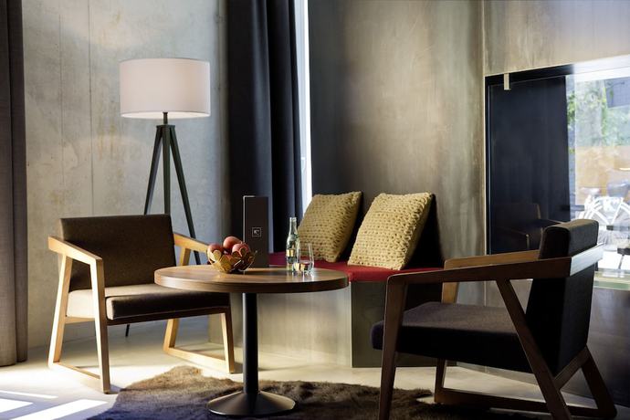 Imagen del bar/restaurante del Hotel K99. Foto 6