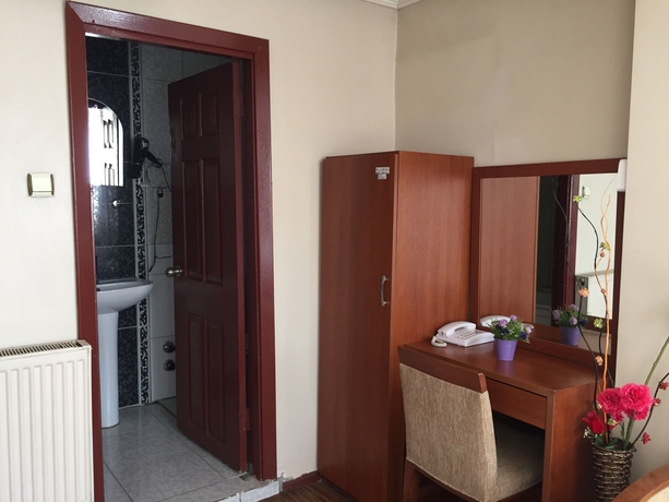 Imagen de la habitación del Hotel Kadik&ouml;y Kervansaray. Foto 11