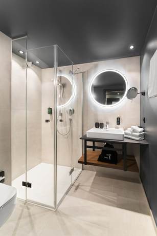 Imagen de la habitación del Hotel Kaiserhof Ravensburg. Foto 7