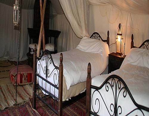 Imagen de la habitación del Hotel Kasbah Bivouac Lahmada. Foto 5