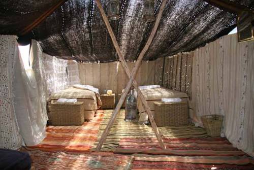 Imagen de la habitación del Hotel Kasbah Bivouac Lahmada. Foto 7