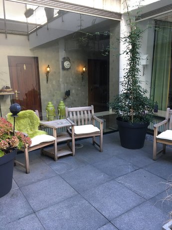 Imagen de los exteriores del Hotel Kaspar. Foto 18
