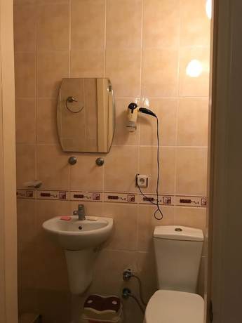Imagen de la habitación del Hotel Keban. Foto 5