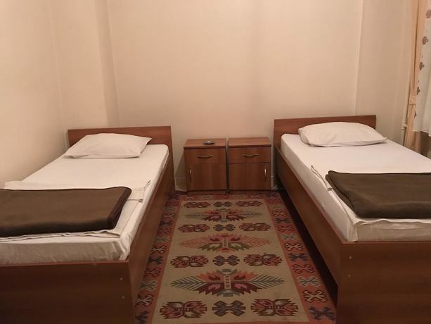 Imagen de la habitación del Hotel Keban. Foto 7