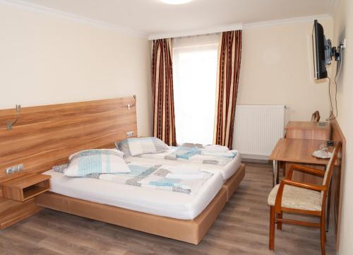 Imagen de la habitación del Hotel Kennedy. Foto 10