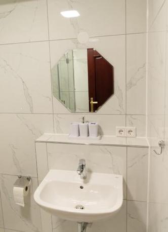 Imagen de la habitación del Hotel Kennedy. Foto 12