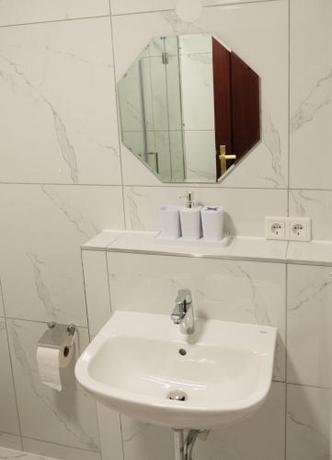 Imagen de la habitación del Hotel Kennedy. Foto 15