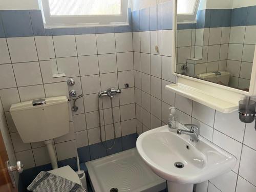 Imagen general del Hotel Kinira. Foto 4