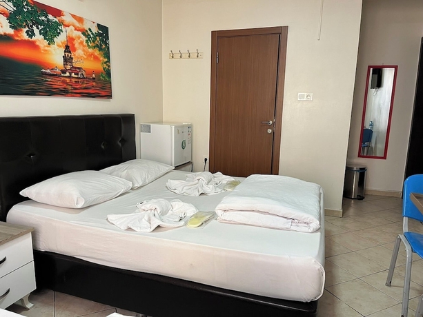 Imagen de la habitación del Hotel Kiwi. Foto 15