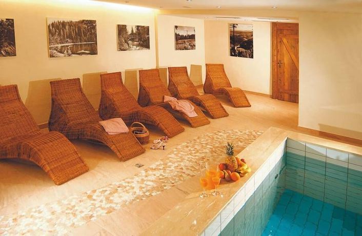 Imagen de la piscina del Hotel Klumpp. Foto 18