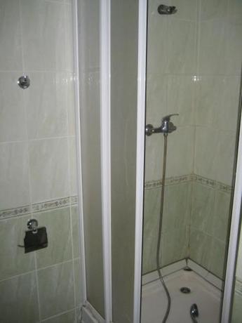 Imagen de la habitación del Hotel Konvalia. Foto 8